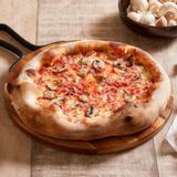 PIZZA NAPOLETANA PROSCIUTTO E FUNGHI