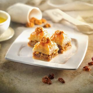 Пахлава "Озель" с грецким орехом (1 кг.)