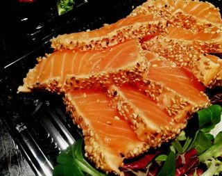 Salmone tataki - 8 pezzi
