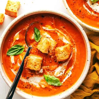 Tomato basil soup