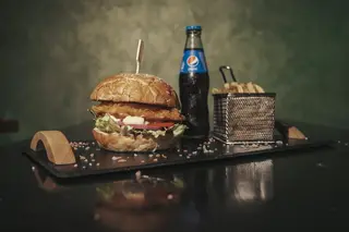 Meniu Chicken crispy cheesburger