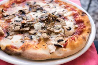 Funghi pizza
