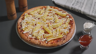 Pizza cu cartofi prajiti