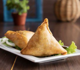 Samosas 2 uds.