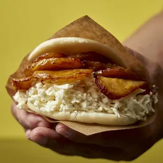 AREPA MONA