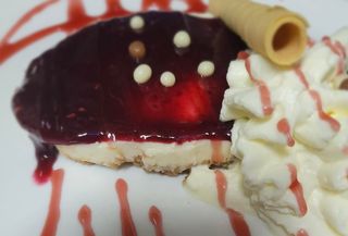 Tarta Casera De Queso Y Frutos del Bosque