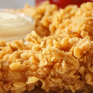 3 polędwiczki z kurczaka + frytki