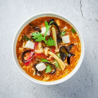 Люто кисела супа (400мл)