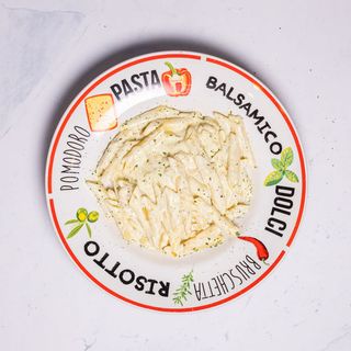 Penne s gamberima i pestom