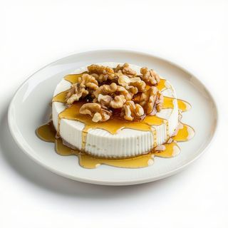 Miel Y Mato Con Frutos Secos