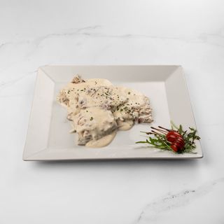 Teleći medaljoni u umaku od junetine i kadulje