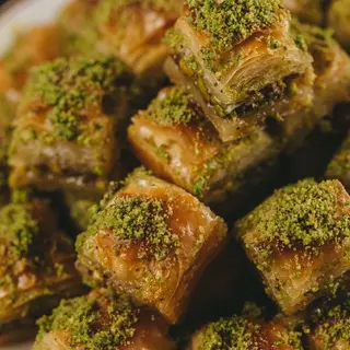 Баклава классическая с фисташками