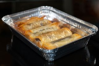 4 folhadinhos de morcela