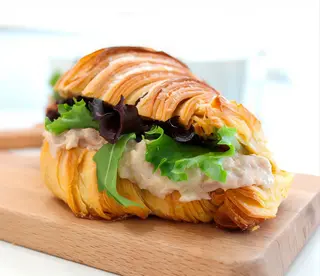 Croissant Atum