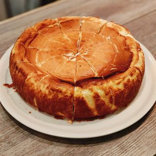 TARTA ENTERA: DE QUESO HORNO