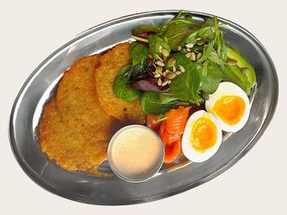 Хешбраун з лососем та авокадо (450g)