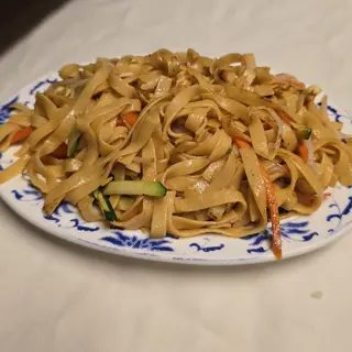 37 Tagliatelle saltate con gamberi e verdure