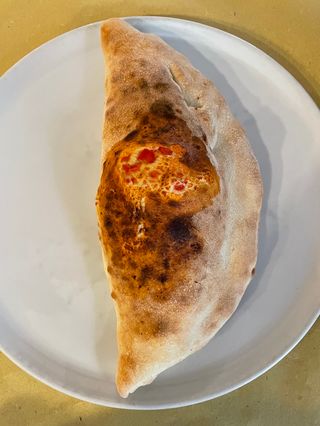 Calzone 4 Formaggi 