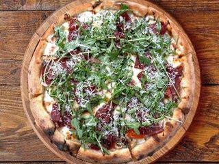 Піцца Брезаола 50 см / Pizza con Bresaola di cavallo (1600g)