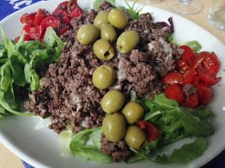 Insalata di carne di cavallo