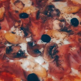 Pizza 4 Stagiorni (33 Cm.)