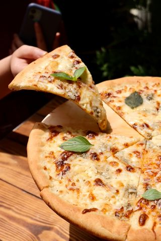 ოთხი ყველით