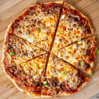 Pizza (Beef, chicken, vegetarian)