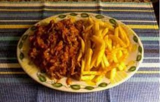 Patatas Con Carne Grande