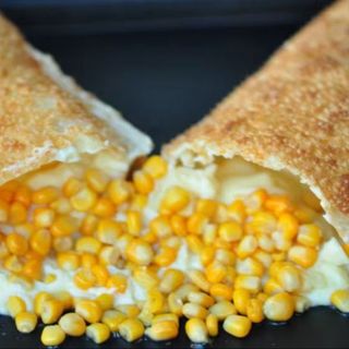 Pastel milho com queijo
