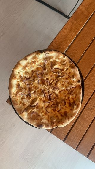 Pizza Bianco Pollo e Cipola Ø32cm