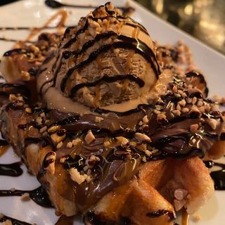 Gofre Con Nutella Con Dulce De Leche