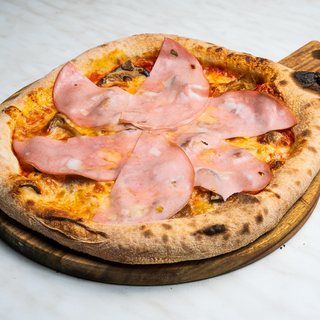 Pizza Funghi E Mortadella