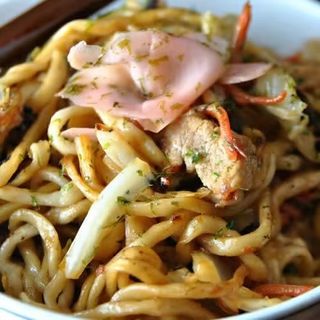 Yakisoba De Verduras Con Pollo Teriyaki (1 Ud.)