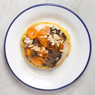 Scamorza fusa, zucca, funghi arrosto