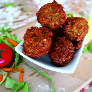 10 bucăți falafel