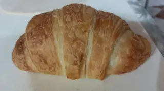 Croissant cu ciocolata