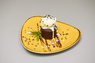 LAVA CAKE