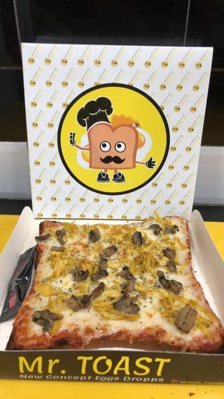 Pizza Toast Poulet Champignons