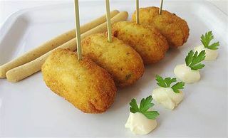 Ración De Croquetas Bacalao (6 Uds.)