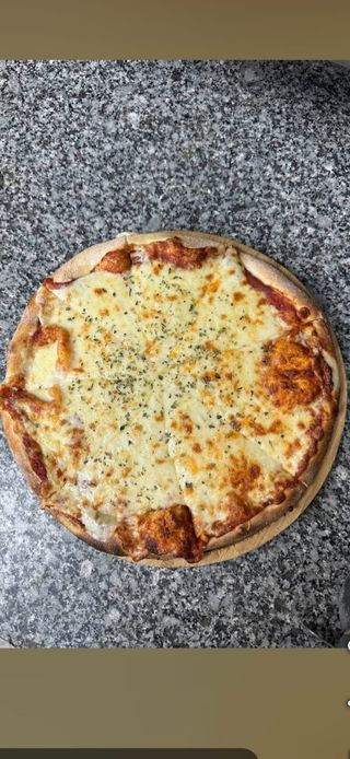 Pizza Queso (28 Cm.)