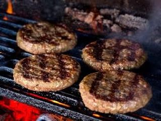 Порция (2бр) Свински кюфтета с гарнитура