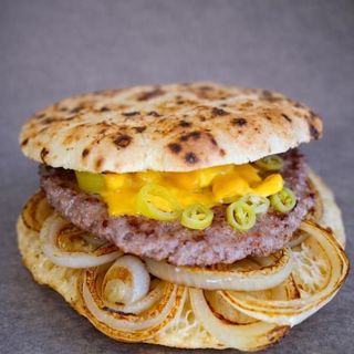 25. Pikantna pljeskavica 250gr