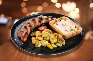 Петрохан на BBQ със задушени картофи с копър и чесън, и домашен катък с печени чушки