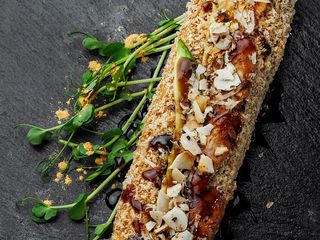 1. Roll Hot- Dog з вугрем (260g)