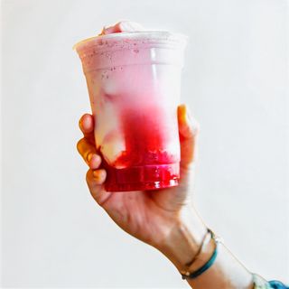 Leche de fresa con mochi (500 Ml.)