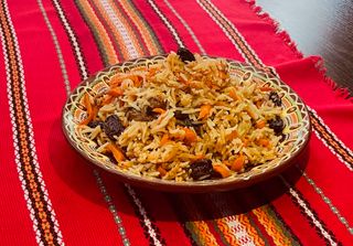 Pilaf de miel cu stafide si arpaca