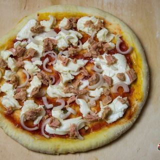 Pizza Tonno 45cm