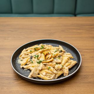 Penne cu pui si ciuperci