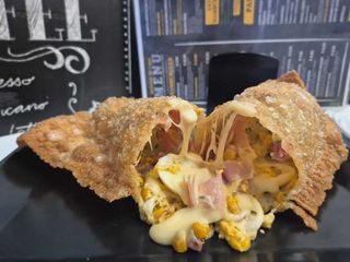 Pastel especial de Frango 