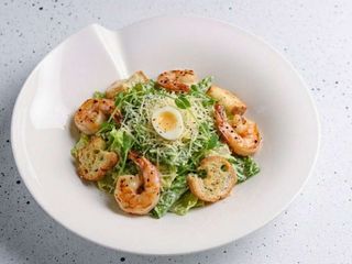 Салат Цезар з креветками
